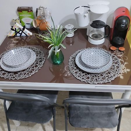 Lovley Apartament Near Train Station 塞萨洛尼基 外观 照片