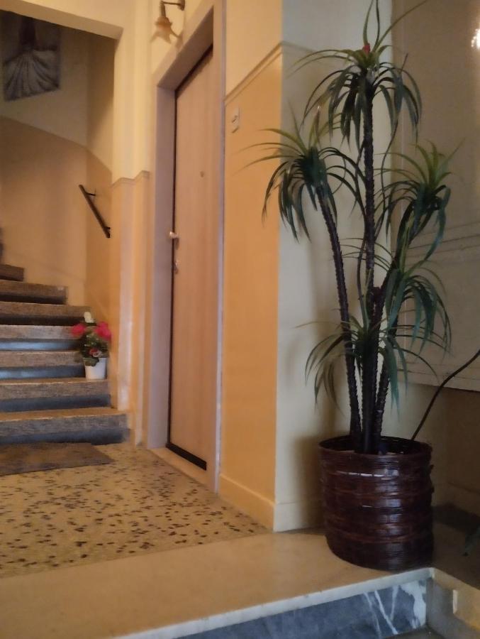 Lovley Apartament Near Train Station 塞萨洛尼基 外观 照片
