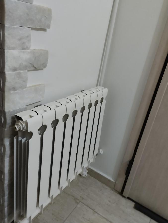 Lovley Apartament Near Train Station 塞萨洛尼基 外观 照片