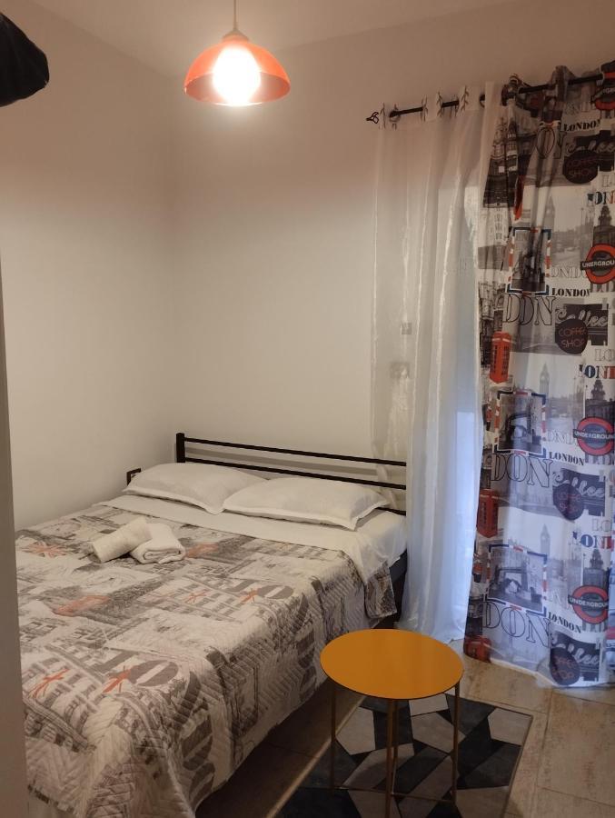 Lovley Apartament Near Train Station 塞萨洛尼基 外观 照片